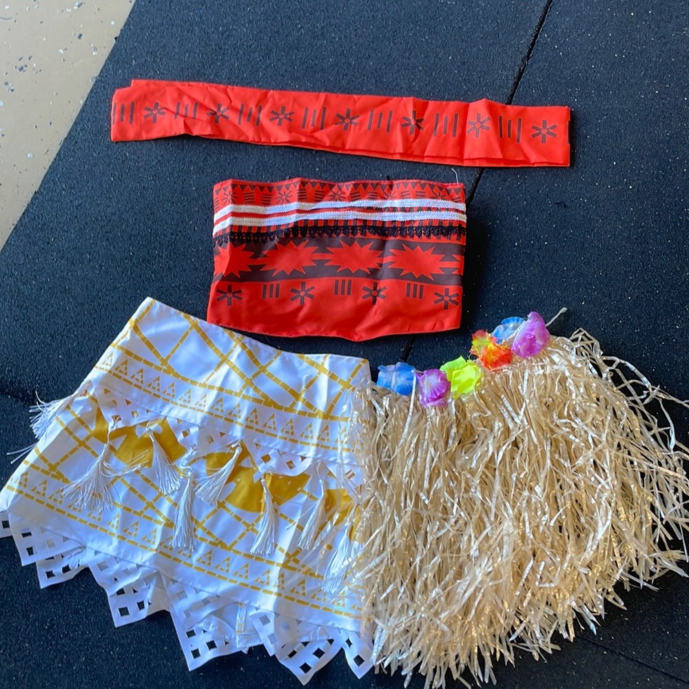 Women’s Moana costume